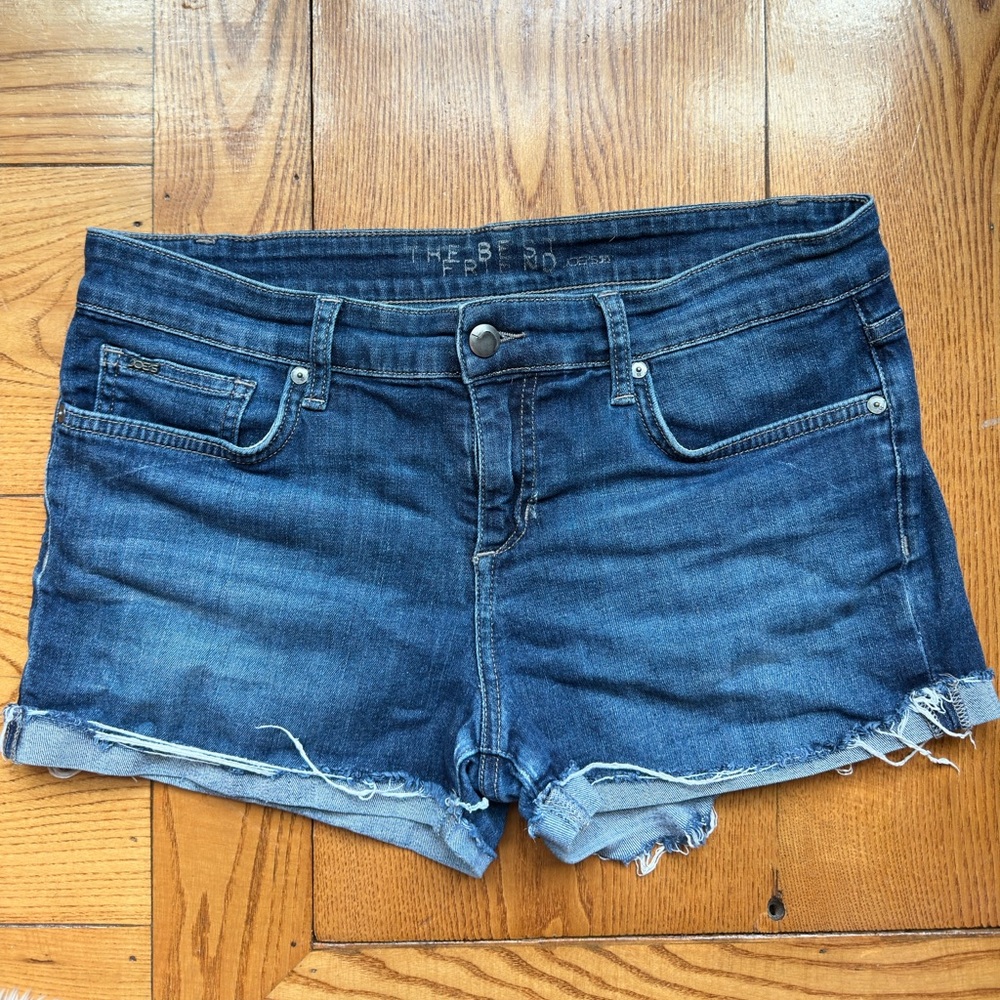 Joe’s Jeans The Best Friend Denim short size 28